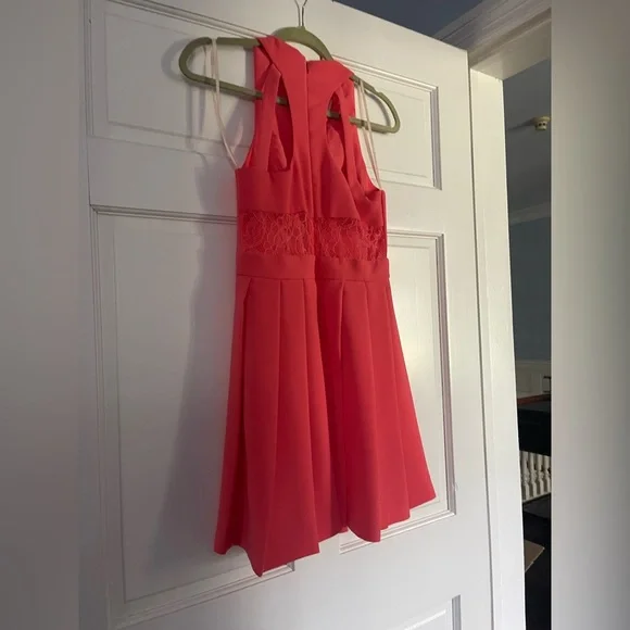 BCBGeneration pleated sleeveless deep v mini dress in Coralwine size 4 - Picture 4 of 14